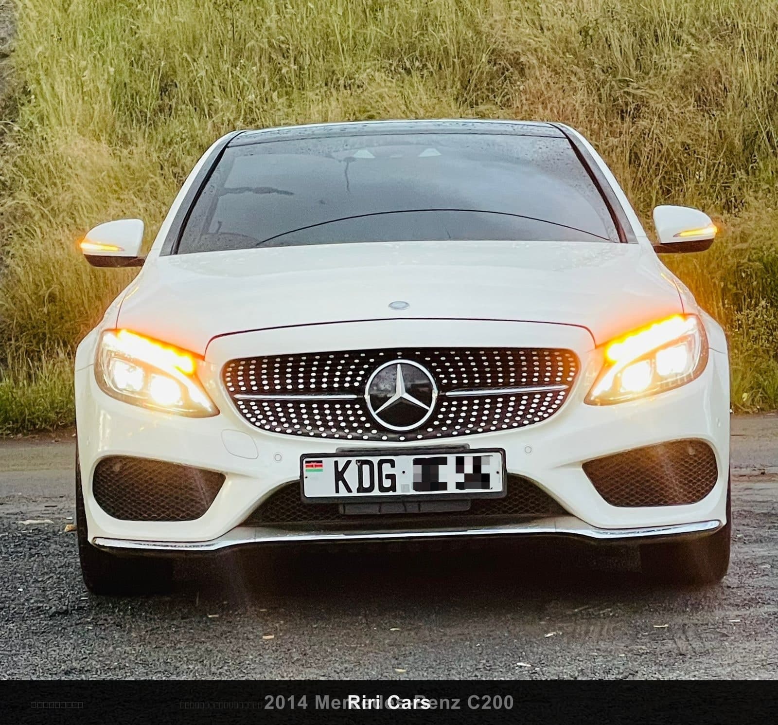 2014 Mercedes-Benz C200 image 2